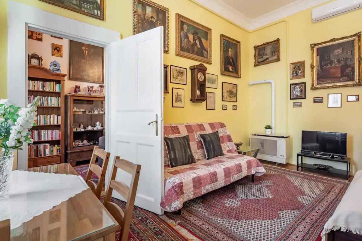 Astoria Apartment